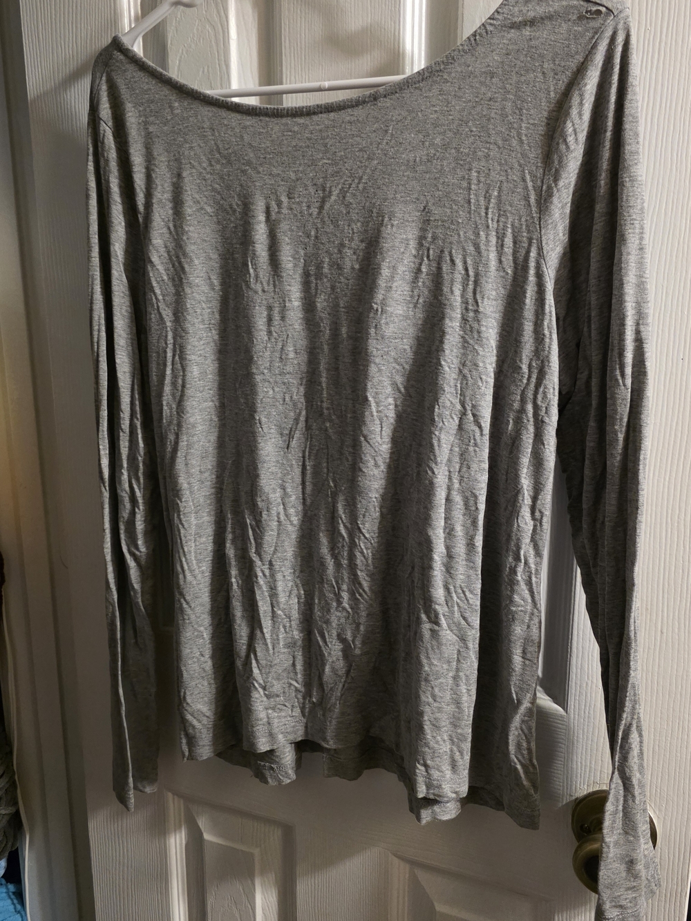 Forever 21 Long Sleeve Grey Crisscross Back Shirt